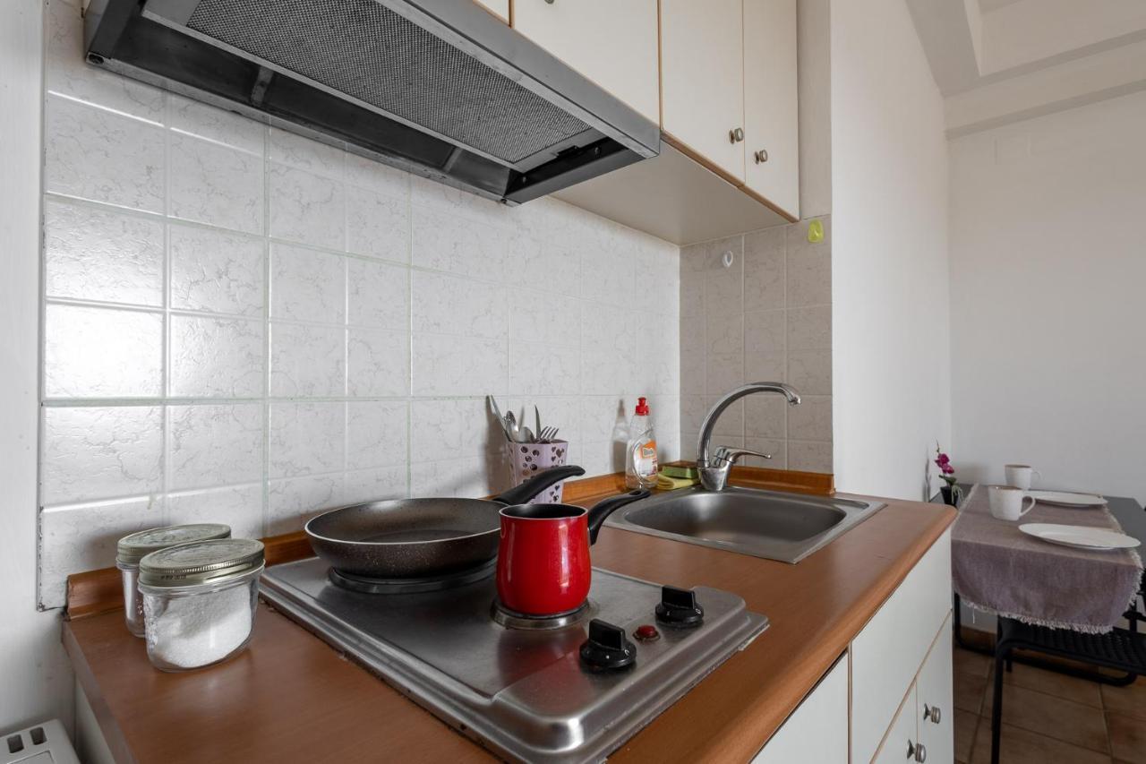 Elia Mini Suites 6 Larissa Buitenkant foto